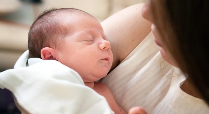 Az anyatejet adó édesanyákat köszöntik pénteken Vásárhelyen