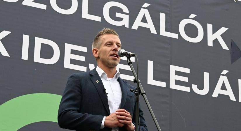 Magyar Péter ismét valótlanságokat terjesztett