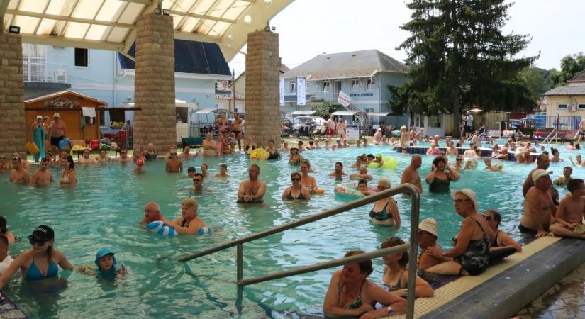 Pótolt Strandok Éjszakája, fürdőfesztivál és családi nap is lesz a hétvégén
