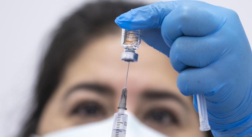 Új Magyar-osztrák koronavírus-vakcina fejlesztése folyik gőzerővel