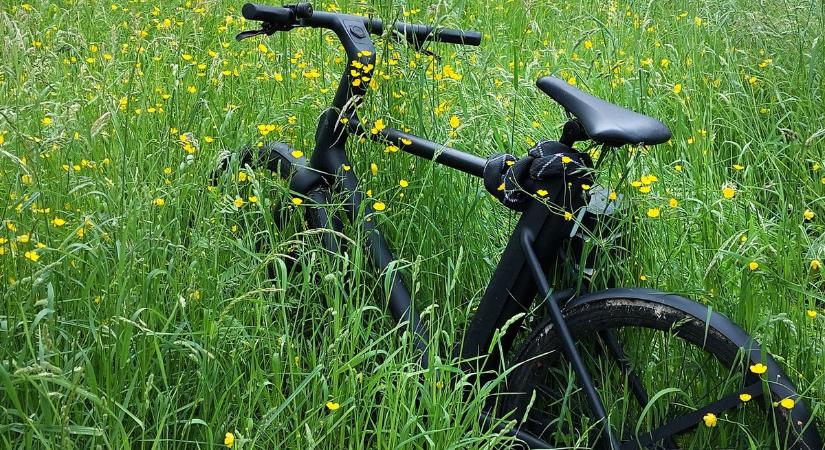 Egyre többen pattanhatnak nyeregbe - bővült a jogosultak köre, módosultak a határidők az e-bike-beszerzési programban