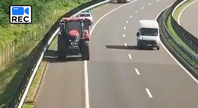 Meglepő jármű tűnt fel az M30-as autópályán