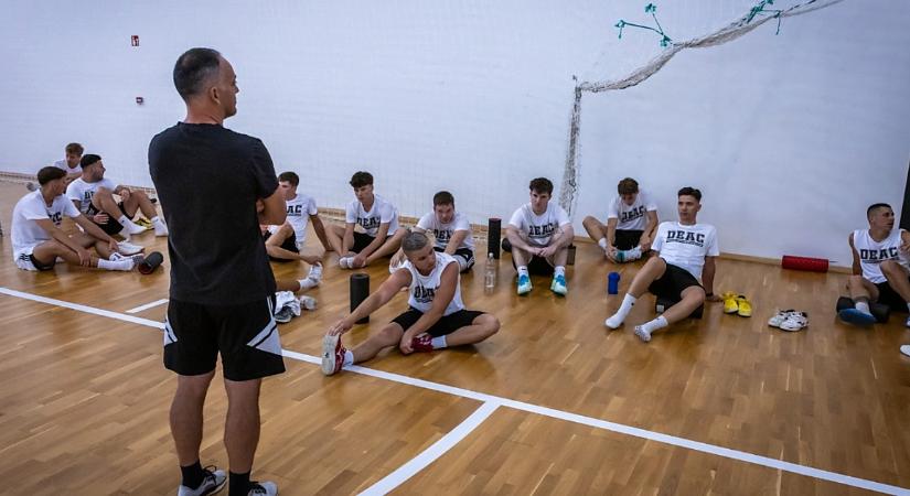 Férfi futsal: a bajnoki rajtra készül a DEAC