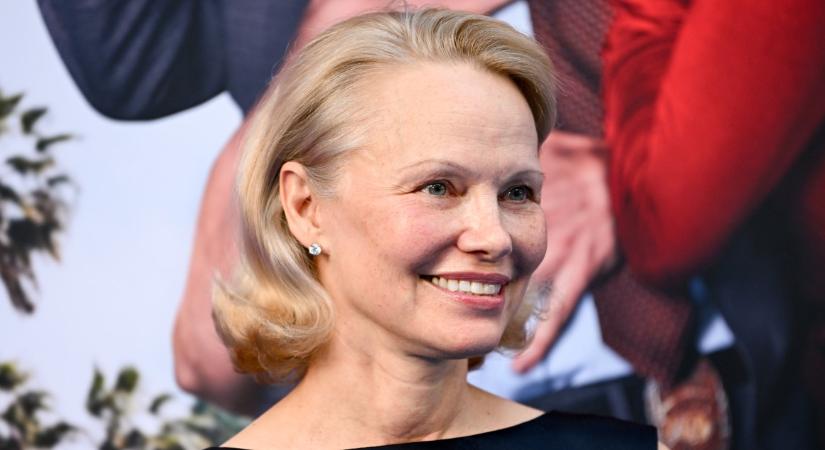 Pamela Andersont fiai is elkísérték új filmje bemutatójára