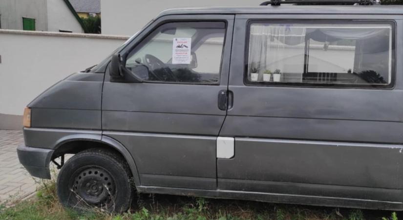 Balatonalmádi lépett – elszállítják a roncsautókat