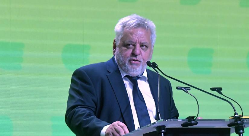 Lánczi András szerint választ kell adni a baloldalról érkező támadásokra  videó