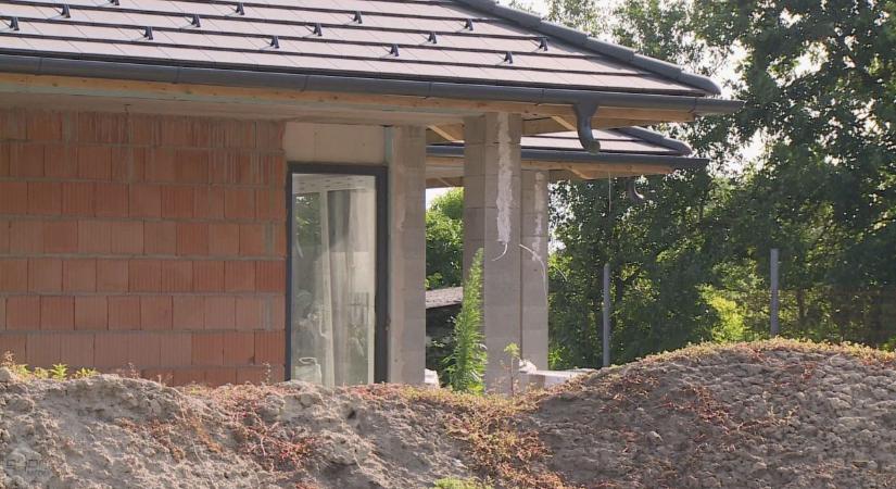 Évi egymillió forintos otthontámogatás a közszolgálati dolgozóknak