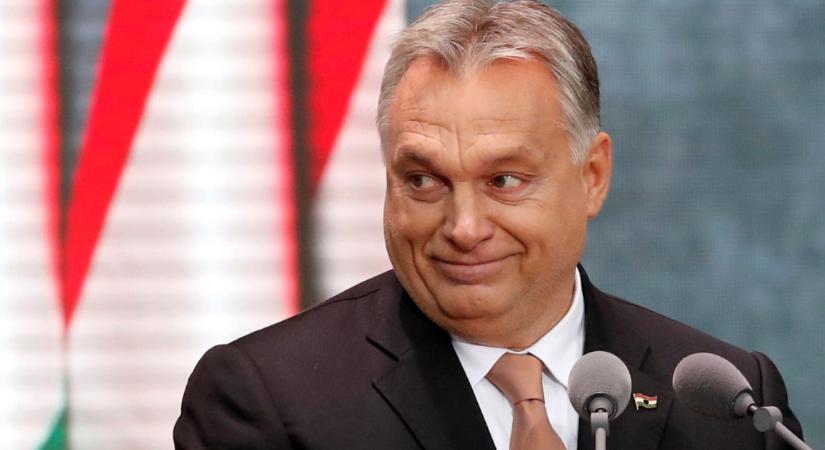 Orbán Viktor önleleplezése (madártávlatból)