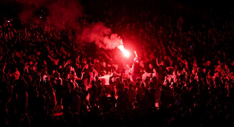 Európa legnagyobb koncertje után 18 ezer osztrák rajongó került a hatóságok célkeresztjélbe