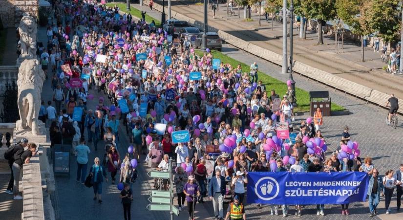 Naponta ötvennyolc magzatra mondanak nemet – legyen mindenkinek születésnapja!