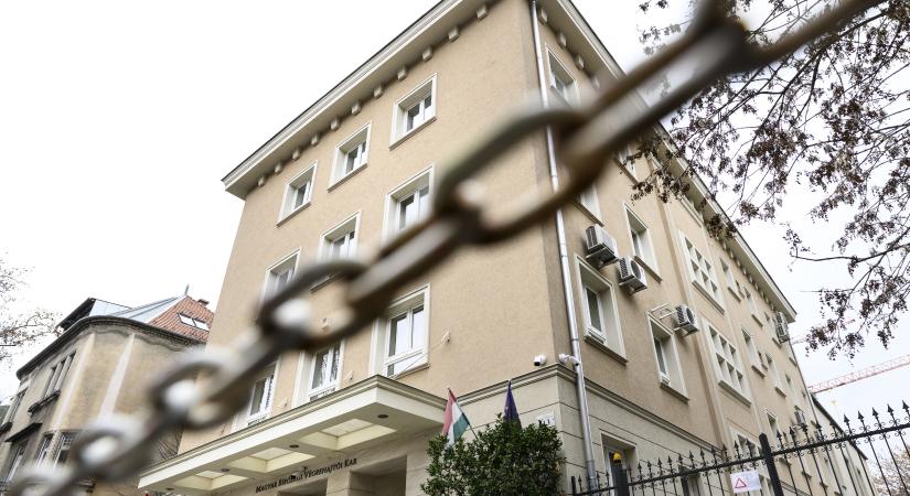 Egyszerű módszerrel csavarták ki az irodát egy végrehajtó kezéből, fellebbezés nincs