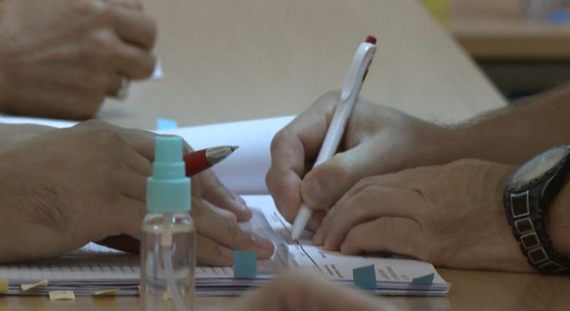 A hatalom testre szabja magának a választói névjegyzéket