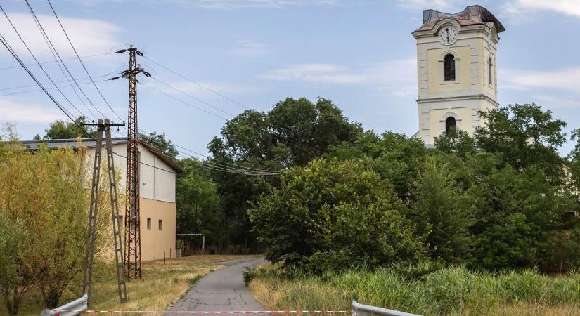 Neves művész segítségével újjáépíthetik a hajdú-bihari templomot