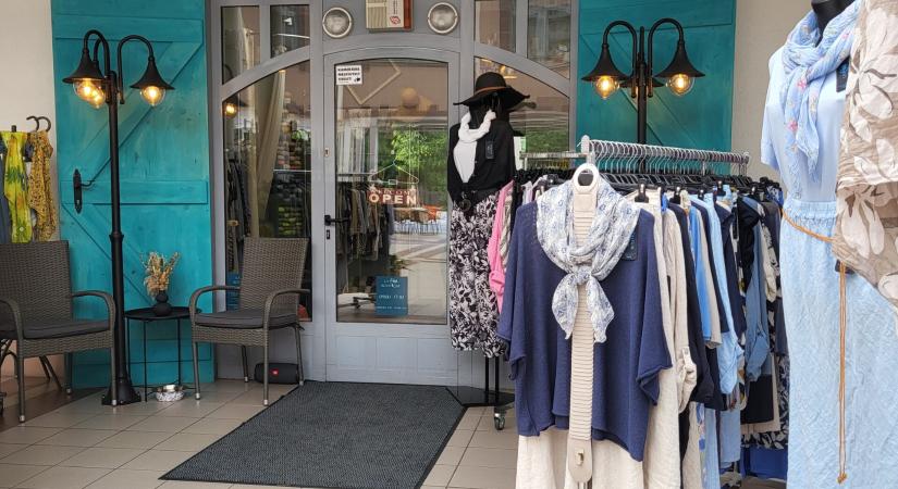 La Petite Boutique- Női ruhabolt, Hévíz