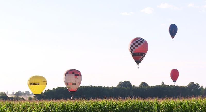 Magasba szálltak a hőlégballonok
