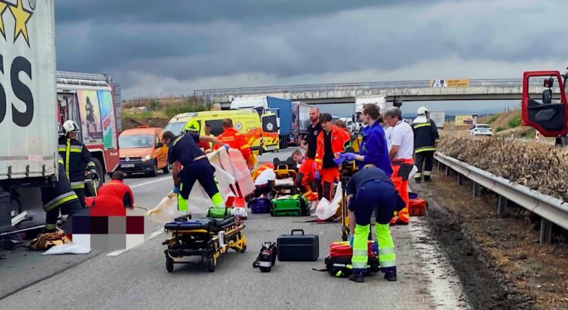 Megrázó videó a rendőrségtől: 3 felnőtt és egy kislány hunyt el - Videó