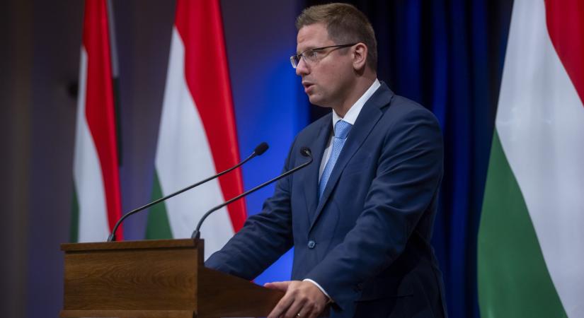 Vadonatúj részletek jöttek az Otthon Start Programról - Élőben a Kormányinfóról