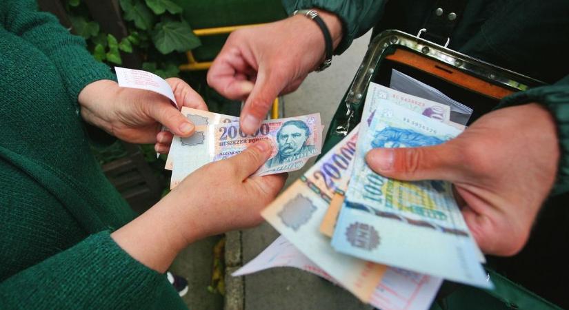 Ez nem a bank hibája: egy hónapot csúszhat a kifizetés, ha nem figyelünk