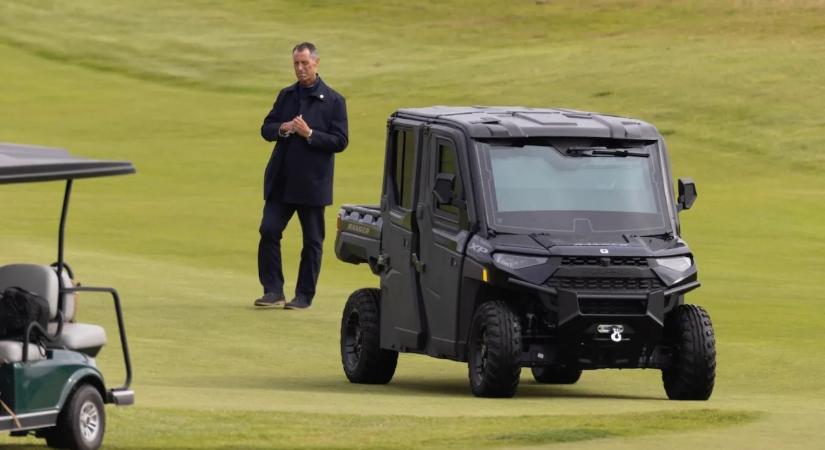 Golyóálló golfkocsit kapott Donald Trump biztonsága érdekében