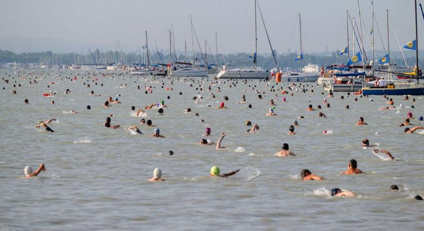 Másodszor is elmarad a Balaton-átúszás