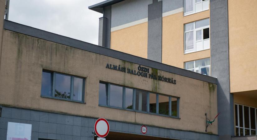 Hiába a hőhullám, az Orbán-kormány jól megvágta kórházi klímaprogramot