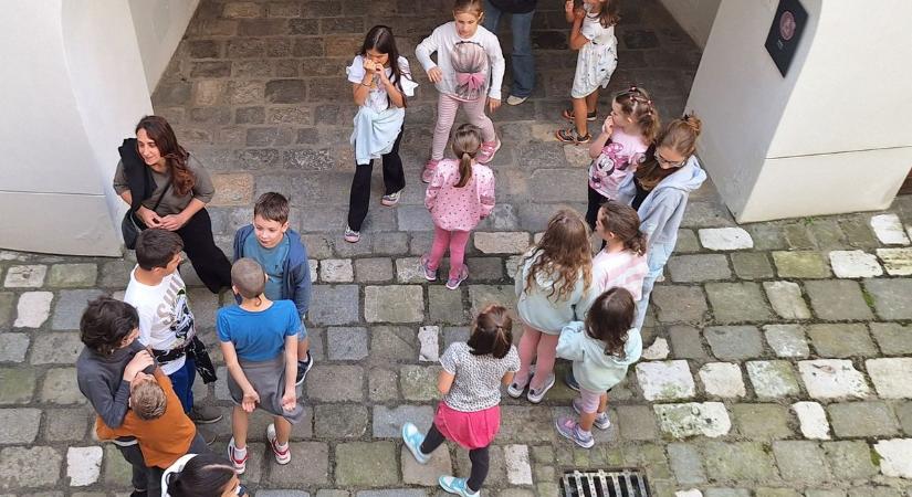 Régi korok játékait mutatják be kicsiknek és nagyoknak Sopronban