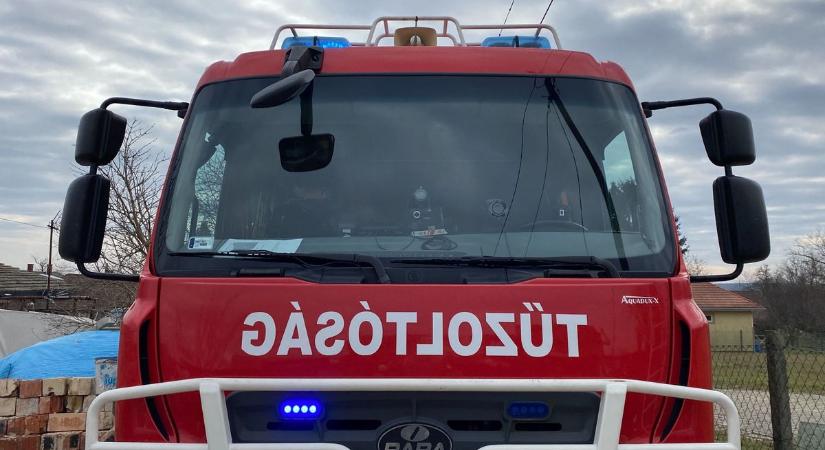 Ne szórakozz a tűzoltókkal! Emberélet is lehet az ára, te pedig börtönbe kerülhetsz!