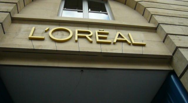 Vámmentességet sürget a L’Oréal az EU USA-val kötött megállapodása után