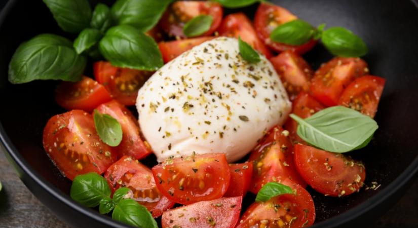 A tuti konyhai trükk – így marad 6 hónapig fogyasztható a felbontott mozarella sajt
