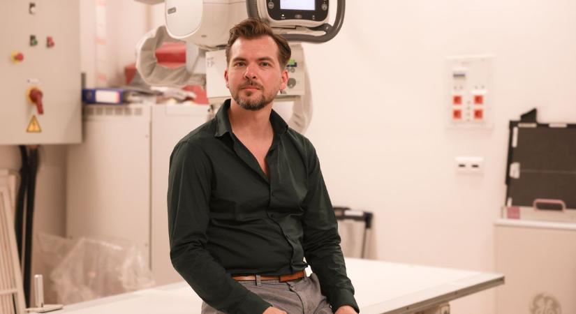 "Ha valami elromlik, nekem ott a helyem" - Így vall magáról a radiográfus, aki főigazgatói dicséretben is részesült