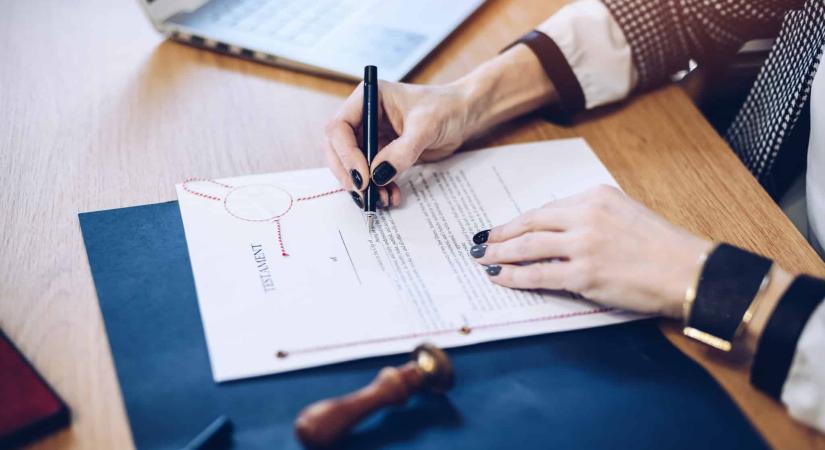 „Kiderült, hogy nagyfaterék euromilliomosok voltak” – A legfurcsább végrendeletek