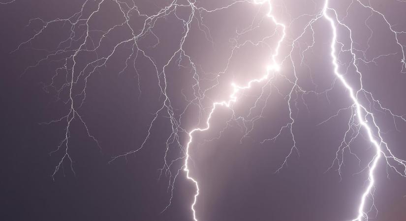 829 kilométer hosszú villámot mértek az Egyesült Államok felett