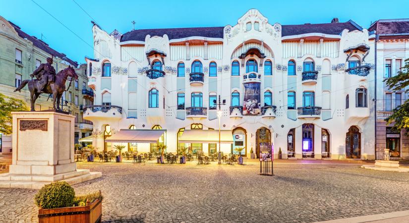 Megújul a szegedi Reök-palota Zöld-szalonja