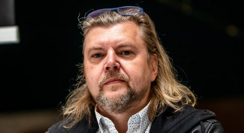 „Ennek semmi valóságalapja” – Gerendai Károly reagált a Mandiner állításaira, miszerint „palesztinbarát üzlettársa” miatt nem mondták le a Kneecap fellépését