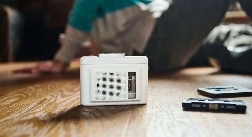 Beépített hangszórós Walkmant dob piacra a Maxell