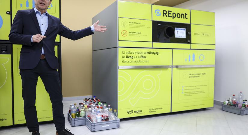A Mohu átalakítja a palackvisszaváltási rendszert, a kisebb boltok több pénzt kapnak majd a palackokért, mint a nagyobb boltok