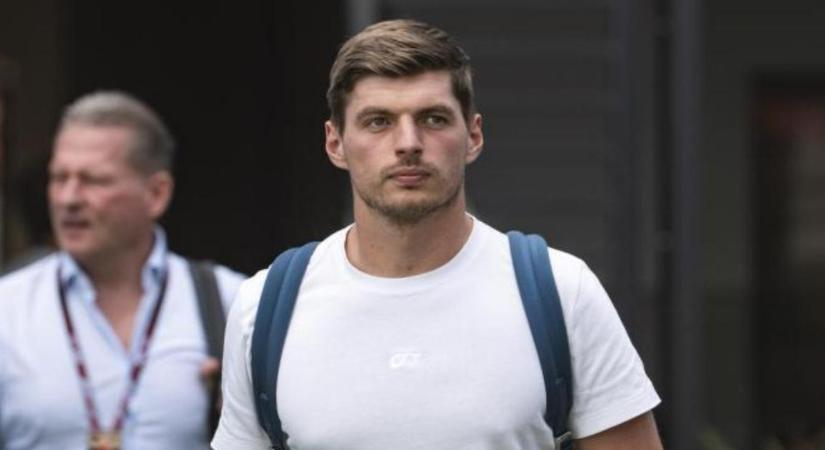Verstappen marad a Red Bullnál