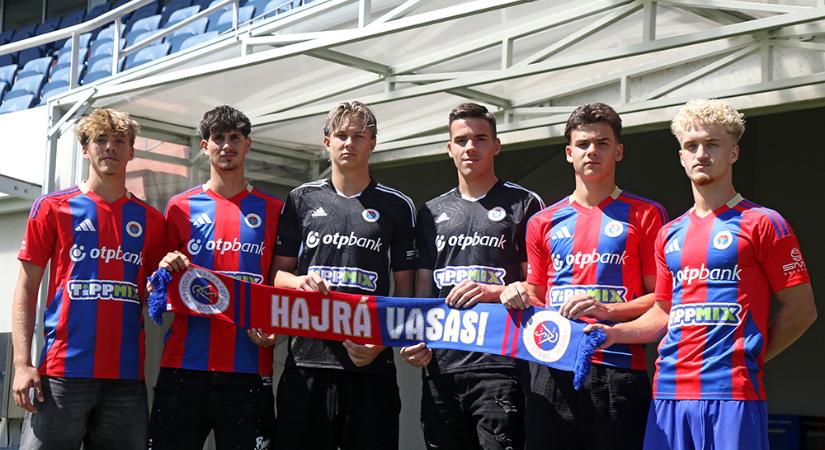 Egyszerre hat új szerződést jelentett be a Vasas