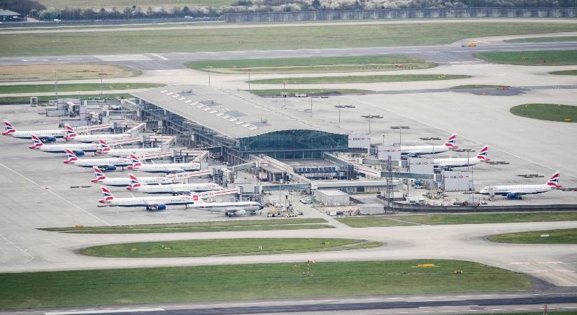Fejeket követelnek a légitársaságok a Heathrown tapasztalt káosz miatt
