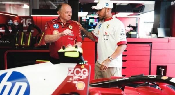 Hamilton: Helyes döntés Fred maradása