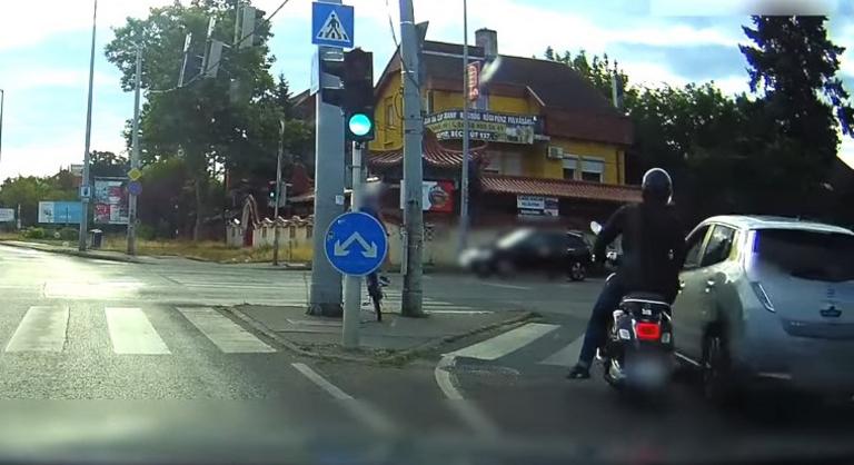 Ököllel kezdte ütni egy robogós egy autó vezetőjét a Kerepesi úton