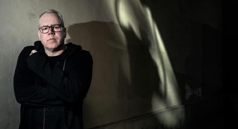 „Nem lettem konzervatív, de kevésbé vagyok liberális” – Bret Easton Ellis Magyarországról, Trumpról és a halott regényirodalomról