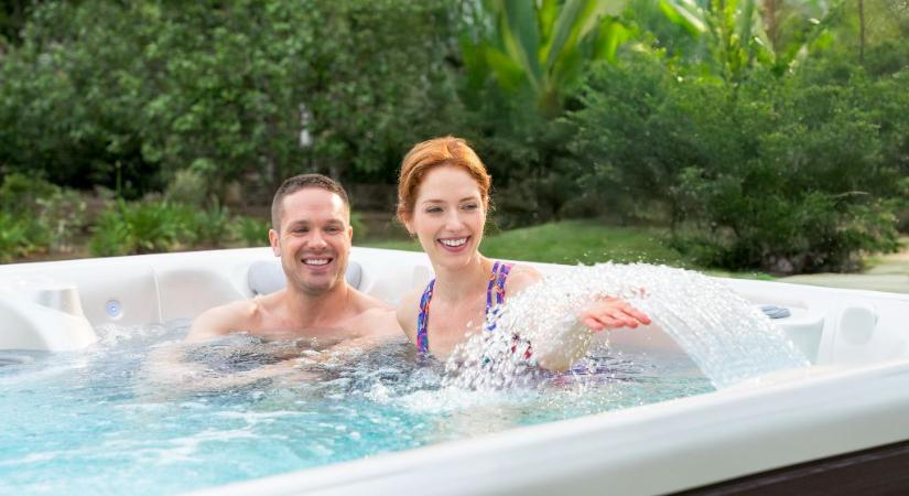 Kristálytiszta hidroterápia otthon? – A SPA TREND az év masszázsmedence kereskedője lett Kaliforniában