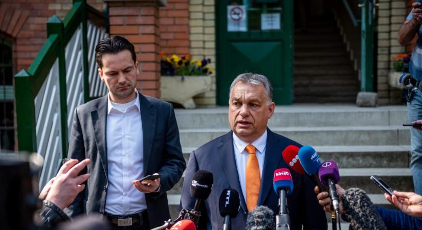 Havasi Bertalan újra Orbán Viktor mellett