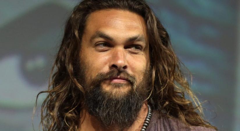 Jason Momoa simára borotvált arcáról: „rohadt életbe, utálom!”