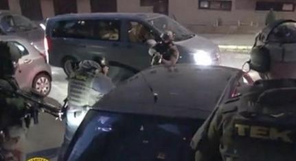 Fegyvert és lőszereket foglaltak le a rendőrök Kertvárosban