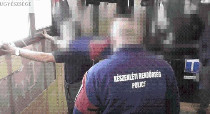 Tömeges vádemelés Kecskeméten – Vizsgabiztosok buktak le korrupció miatt