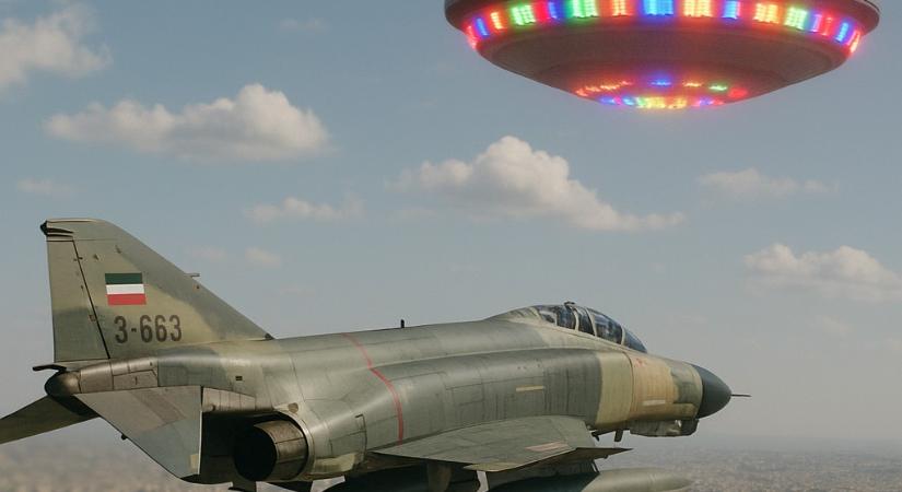 UFO jelent meg Iránban, rengeteg szemtanú, vadászgépek is érintettek