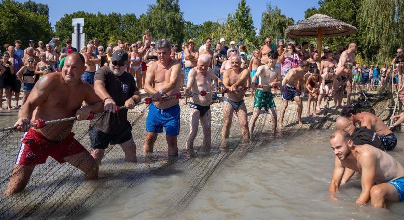 Hálót húznak, de nem a neten – így ünnepel a Balaton!