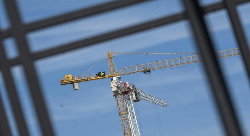 Alig épült idén új lakás, erre a piacra önti rá a kormány az Otthon Startot
